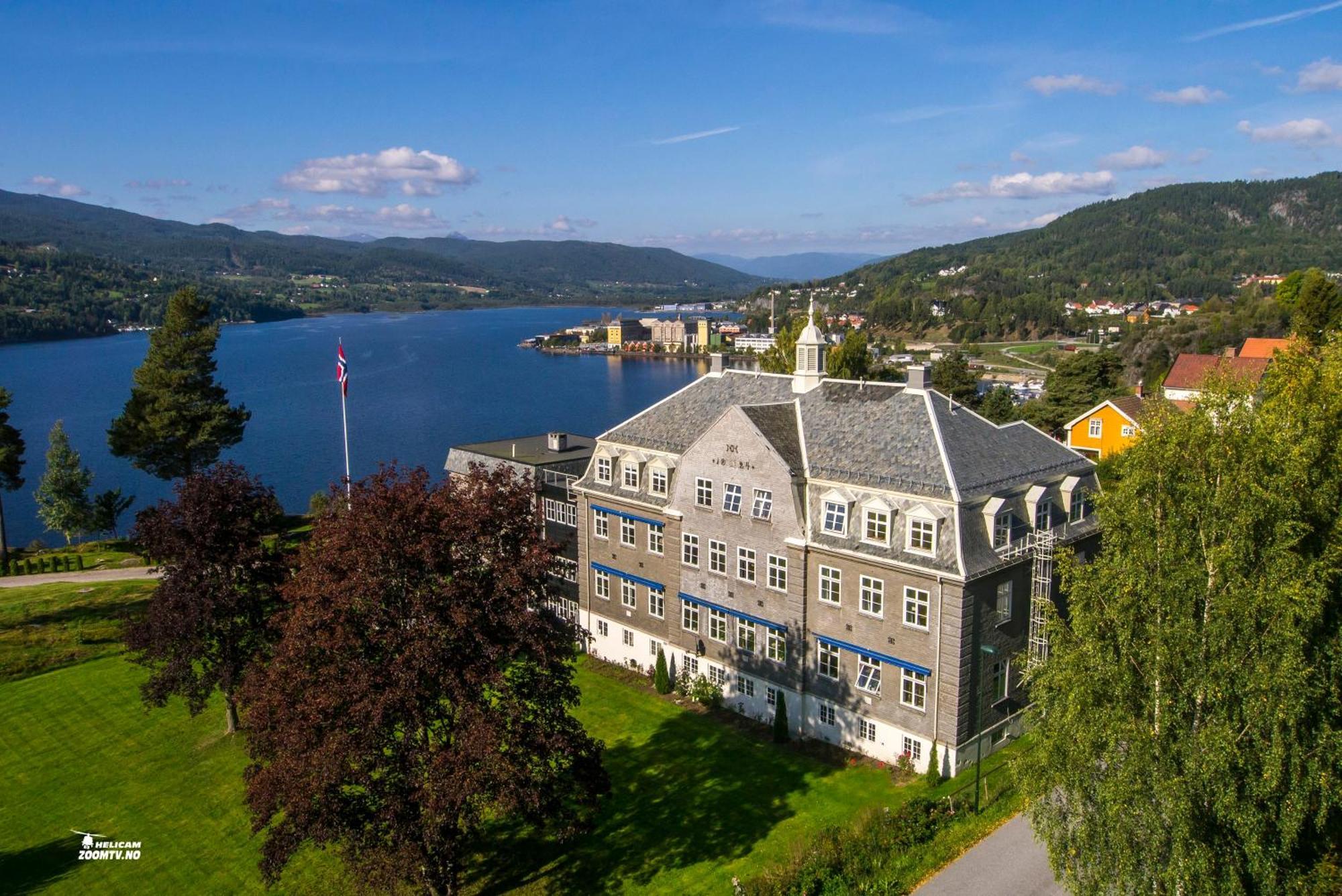 Brattrein Hotel Notodden Exterior foto
